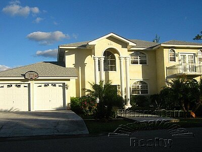Lake Cunningham Estate - New Providence
